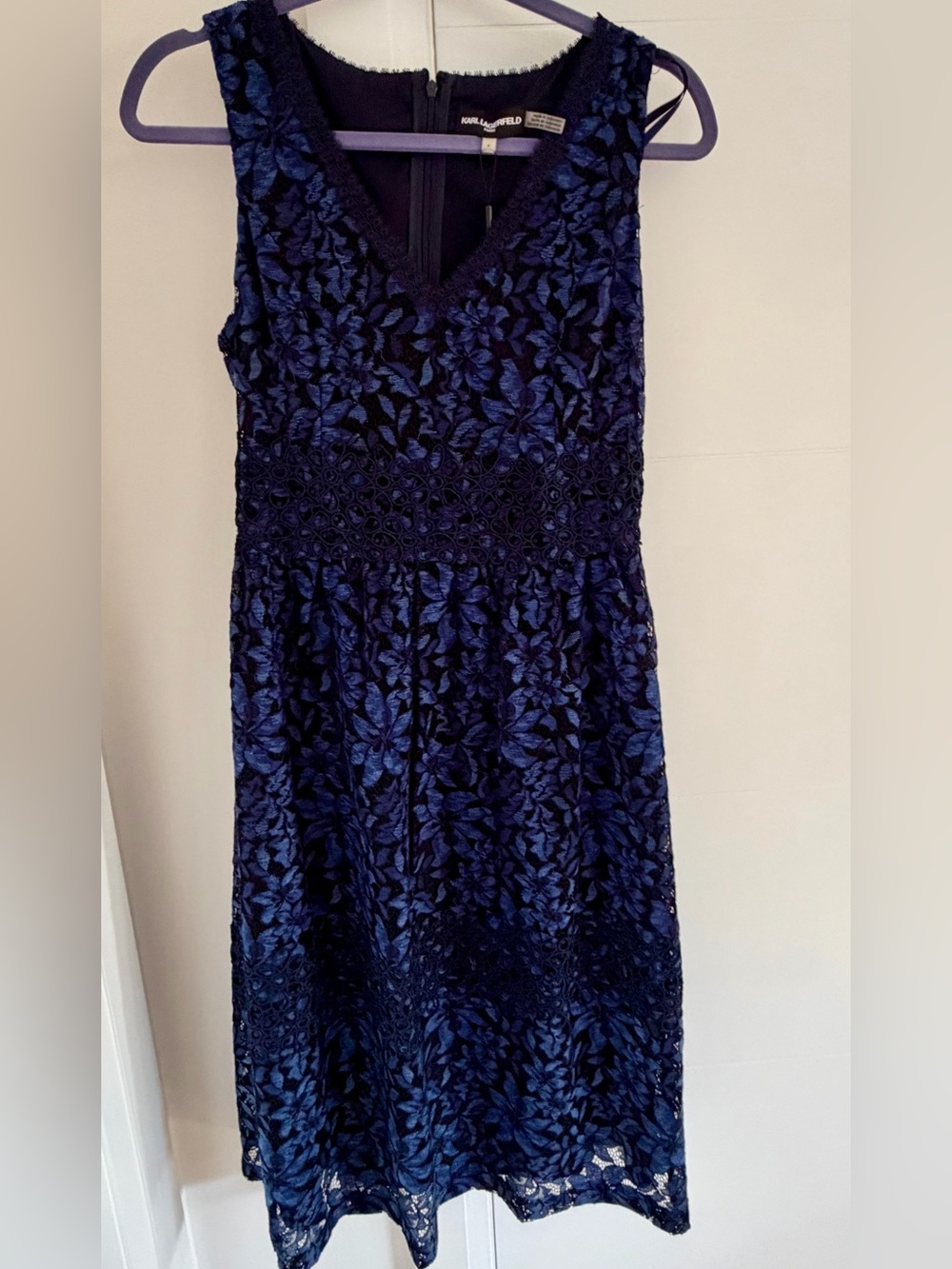NWT Karl Lagerfeld Paris Navy Blue Floral Lace Cocktail Dress Size 4